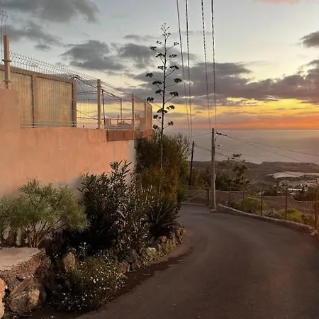 En Adeje Sur Casa de Férias *